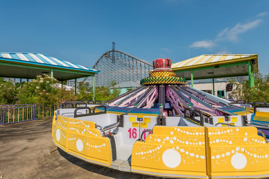 Abandoned Six Flags New Orleans-64