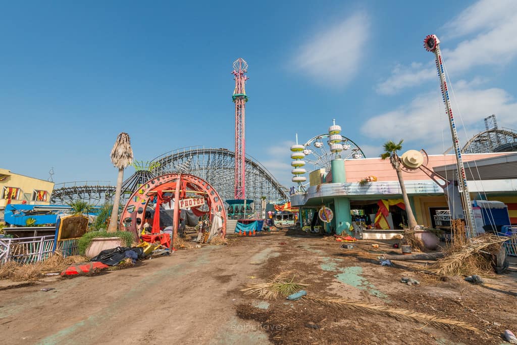 Abandoned Six Flags New Orleans-71