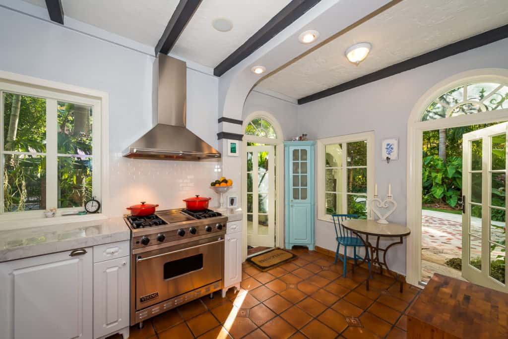 Tips and tricks to improve your real estate photgraphy