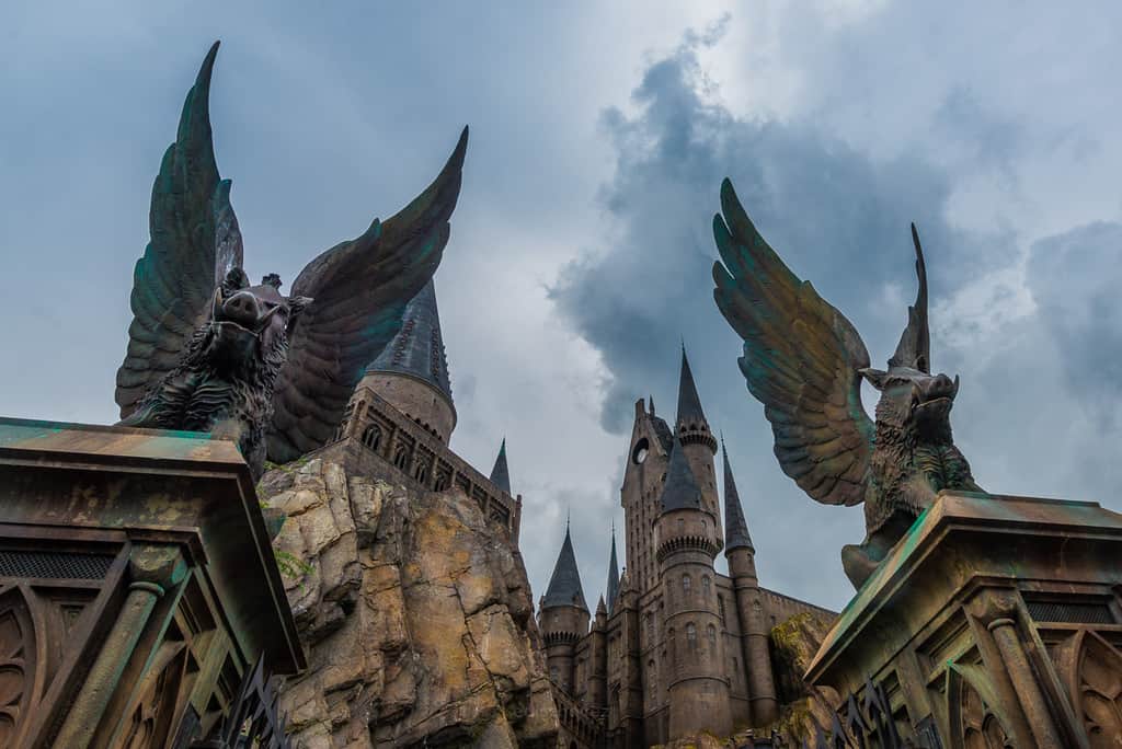 Best Photography Spots In Orlando Florida Harry Potter Castle Entrance