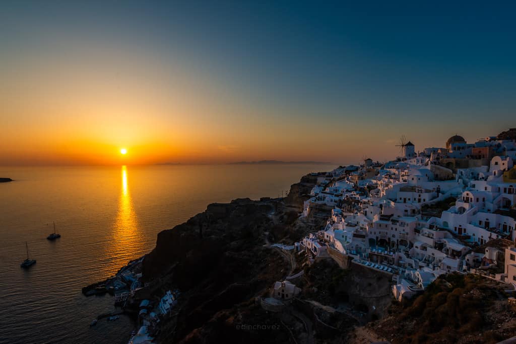 Best Places to Photograph In La Oia Santorini