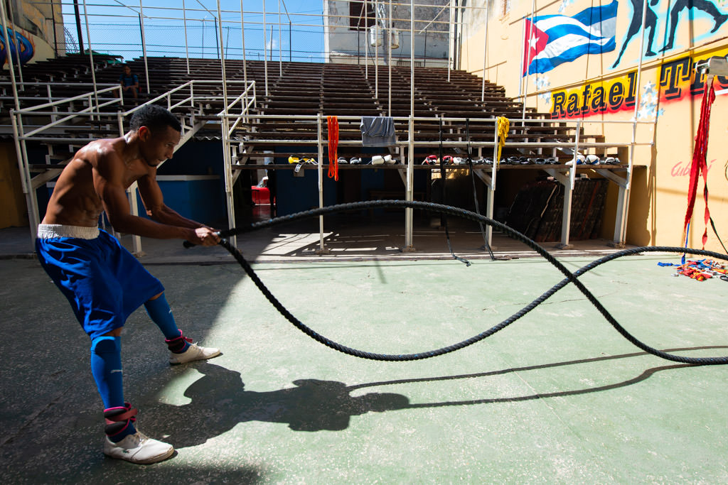 Nikon 14-24 Lens Review best street photography lens