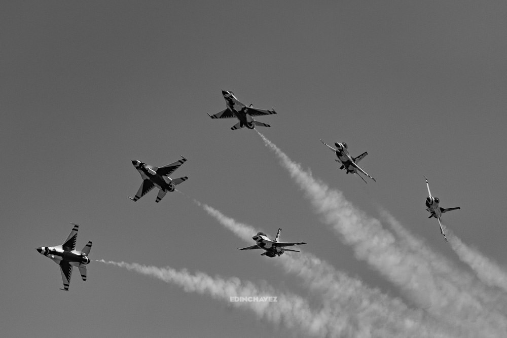 photos of the thunderbirds, how to shoot planes, how to take photos of the thunderbirds, United States Air Force Thunderbirds