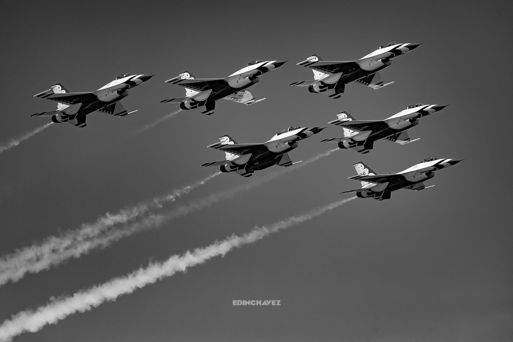 photos of the thunderbirds, how to shoot planes, how to take photos of the thunderbirds, United States Air Force Thunderbirds