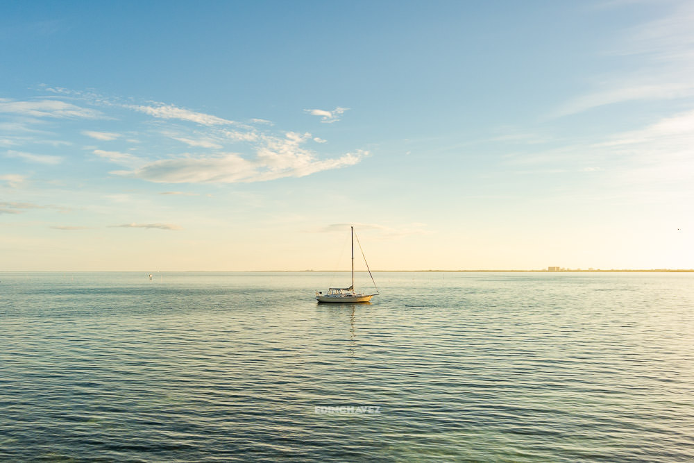 Capturing the World in Subtle Hues