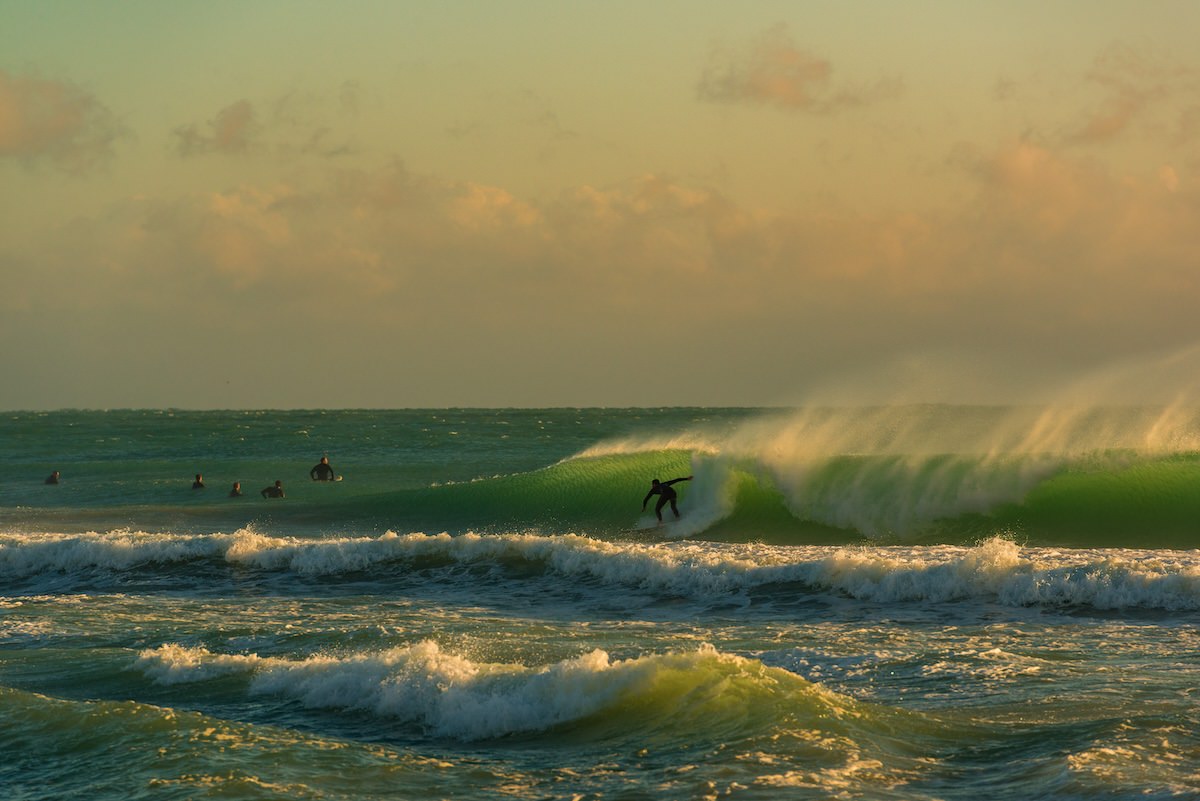 Best time to surf in Miami Beach