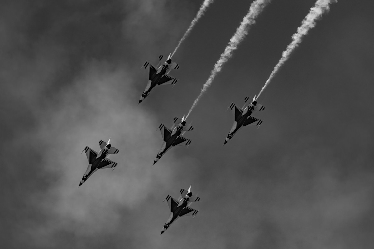 US Air Force Thunderbirds Black and White Fine Art Photography Print | Edin Chavez | Award-Winning Aviation Photography