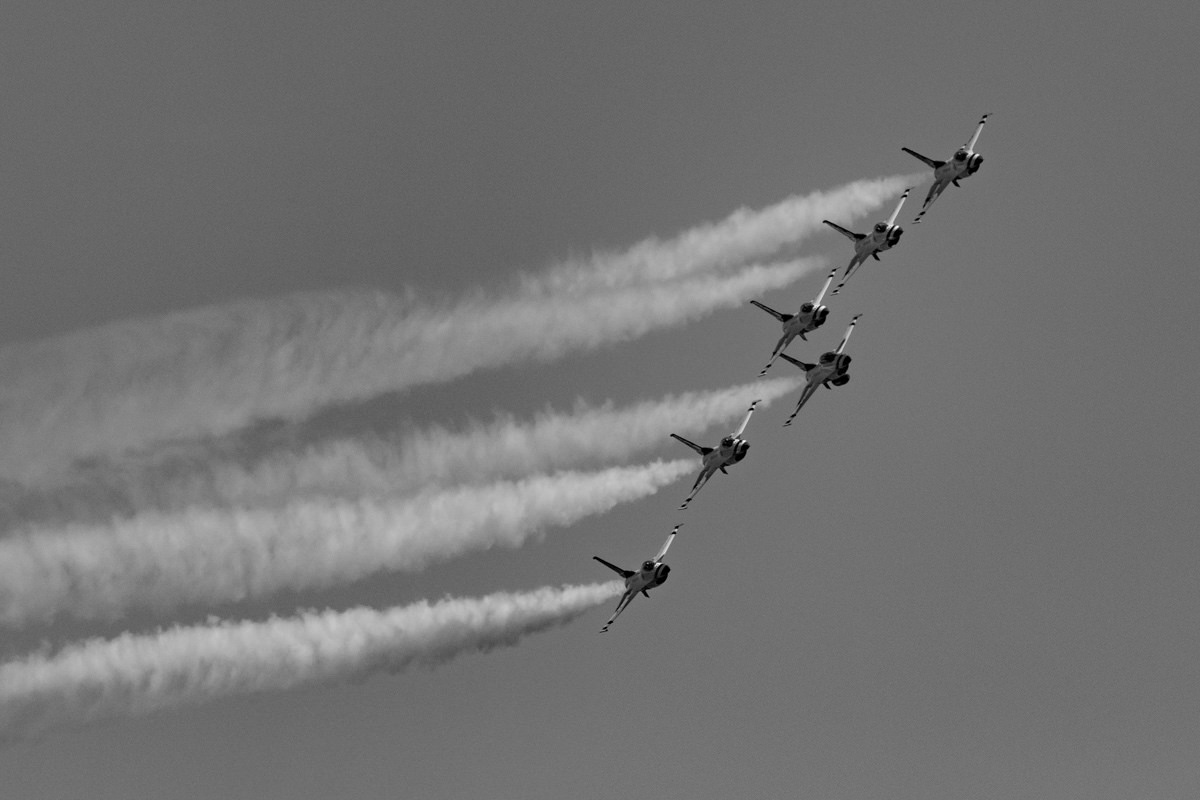 US Air Force Thunderbirds Black and White Fine Art Photography Print | Edin Chavez | Award-Winning Aviation Photography